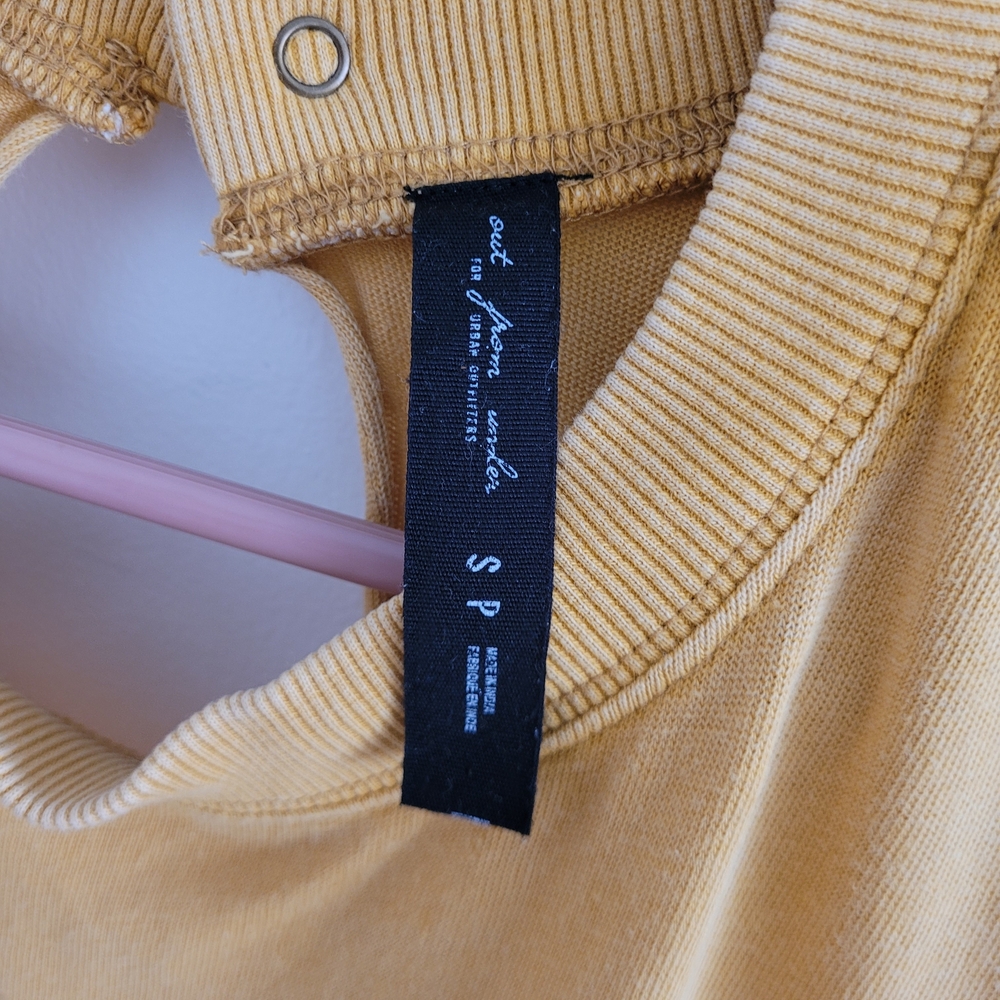 Urban Outfitters Yellow Sleeveless Wide-Leg Jumpsuit with Pockets - Picture 5 of 6